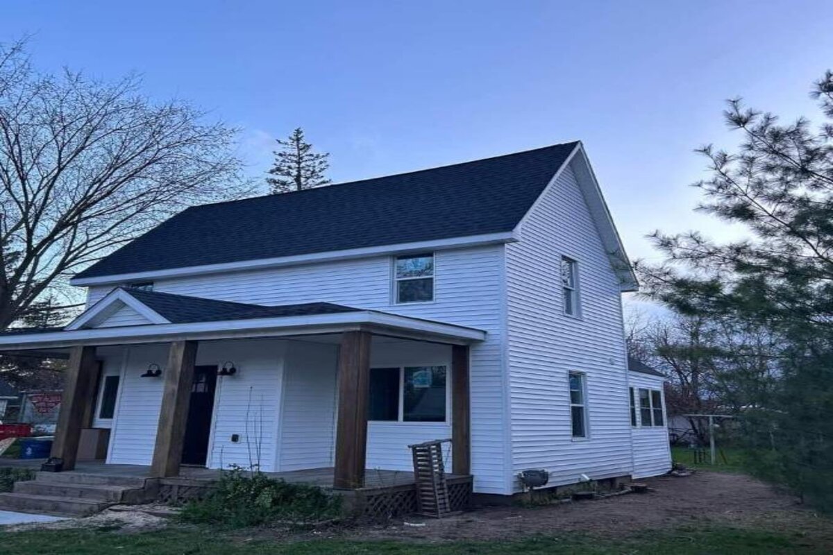 Midwest Roofing and Restoration 4